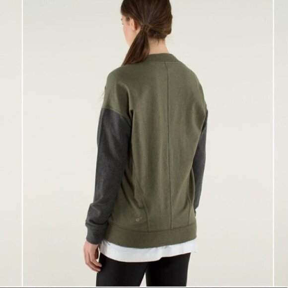 LULULEMON Mula Bundle WrapHeathered Fatigue Green / Heathered Dark Grey sz 4 - Picture 3 of 11